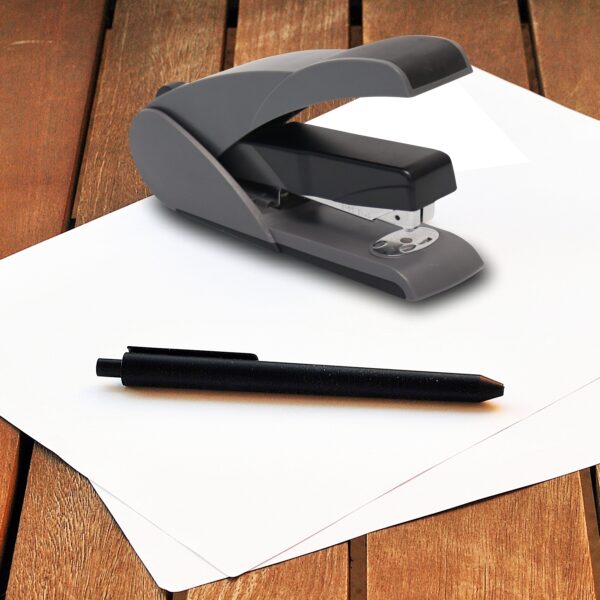 Parrot Light Touch Stapler Black